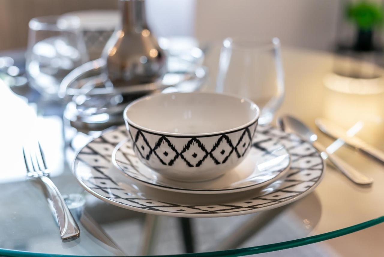Aryas Apartments London Edgware Екстер'єр фото